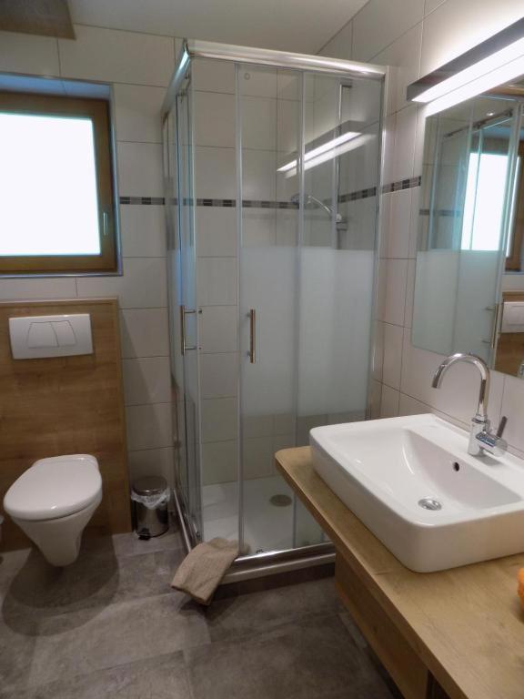 Martins Comfort Appartement Assling Buitenkant foto